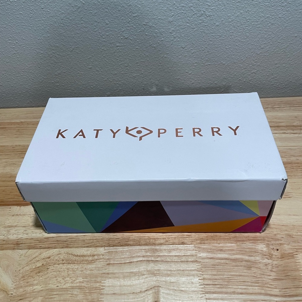 Katy Perry Women’s Flexible PVC GELI® Slip On Flat Thongs with Crystals - NWT - Picture 7 of 9